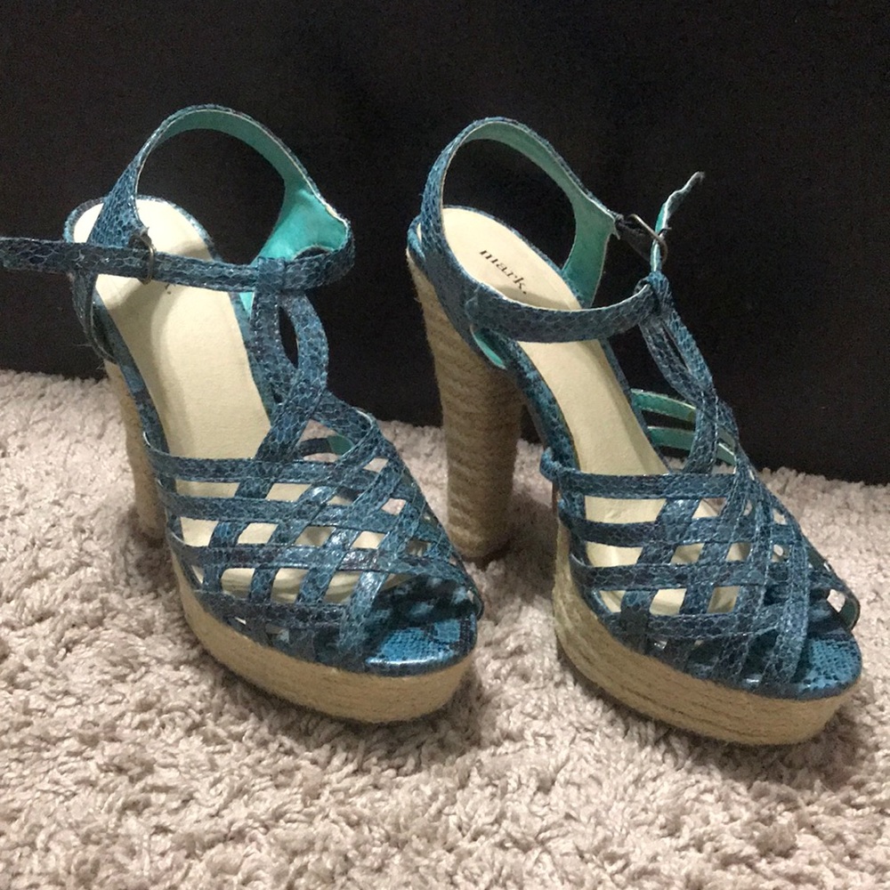 Mark / Avon heels - Picture 2 of 7